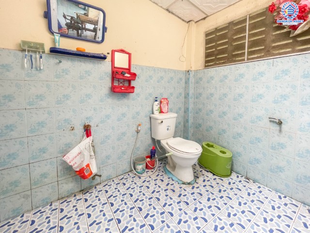 *****บ้านแฝดมือสองย่านปทุมธานี ม.ธัญญาพร1 รังสิต-นครนายก บนเนื้อที่กว้างถึง 52 ตร.ว. ฟังก์ชัน 3 ห้องนอน 1 ห้องน้ำ 2 ที่จอดรถ แถม 3 เครื่องปรับอากาศ บนทำเลดี ออกต่างจังหวัดง่าย เชื่อมต่อถ.รังสิต-นครนายก, ถ.ธัญบุรี, ถ.กาญจนาภิเษก ใกล้ฟิวเจอร์ปาร์ค รังสิต จองด่วน!